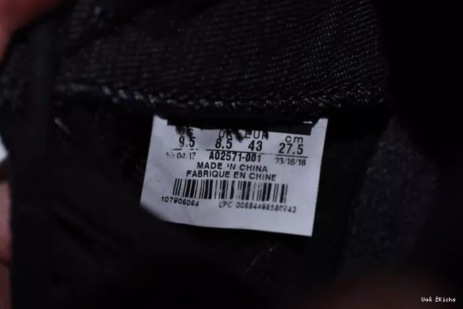 AO2571-001 Levi's 4 Jordan x Comfortable 'black' 535 Air 0628